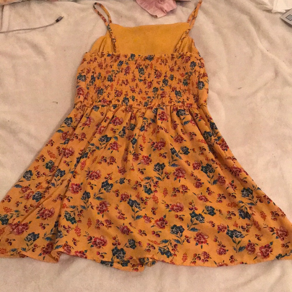 Pretty Romper - Picture 3 of 4